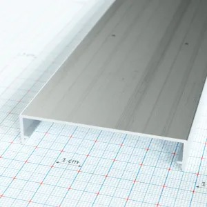 PolyfiX FE61 fedő profil / 6000 mm
